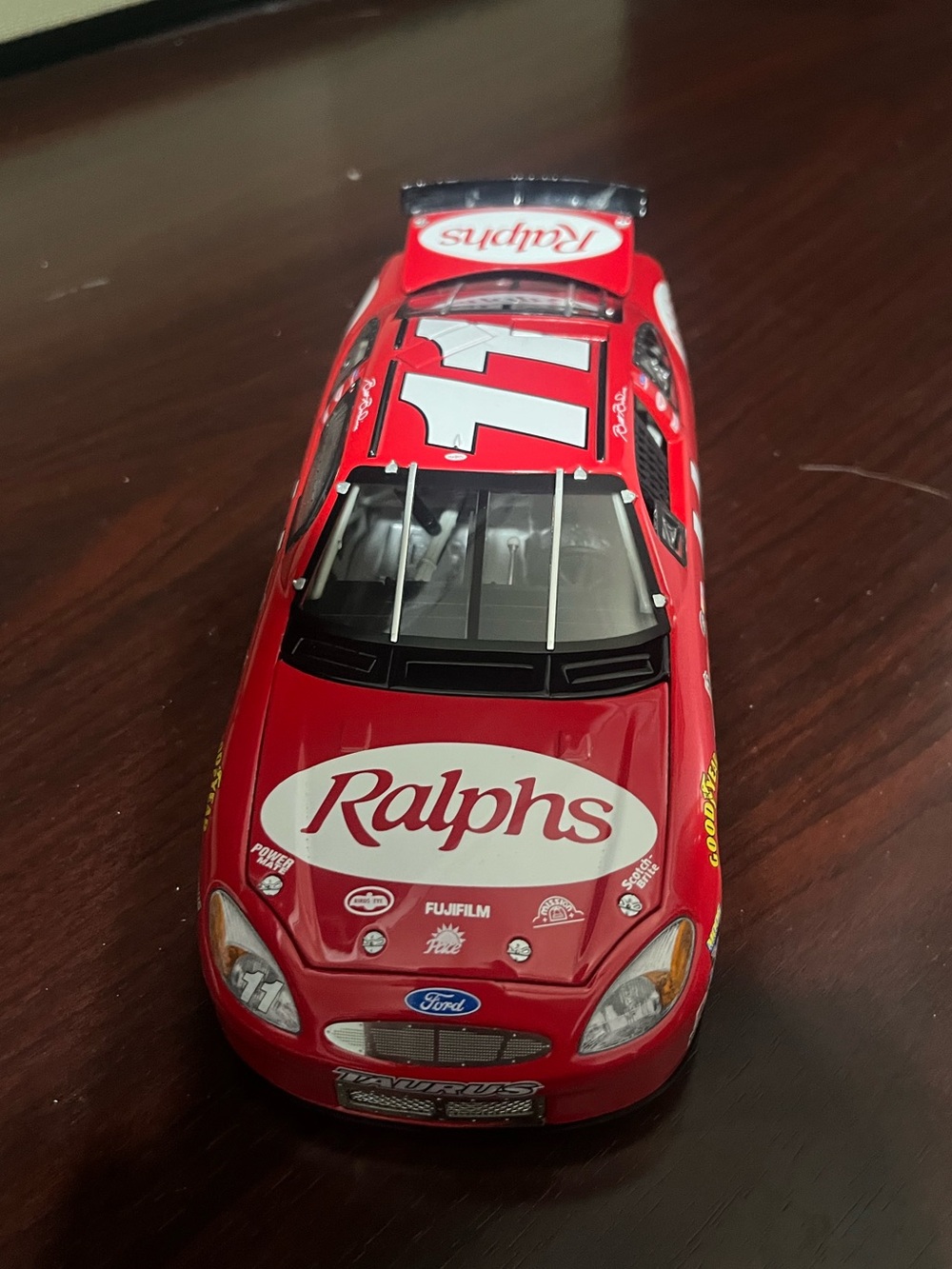 Brett Bodine #11 Ralph’s 2000 Die Cast NASCAR COLLECTIBLE Limited Edition